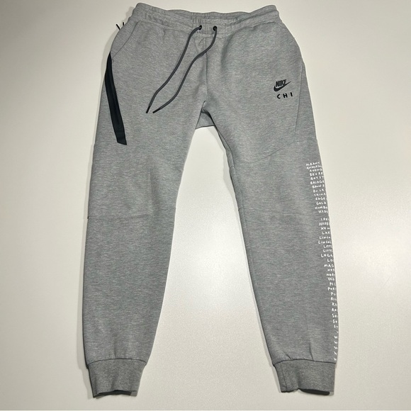 Nike Other - Nike Men's Tech Fleece "Chi City List" Joggers Grey Size Medium